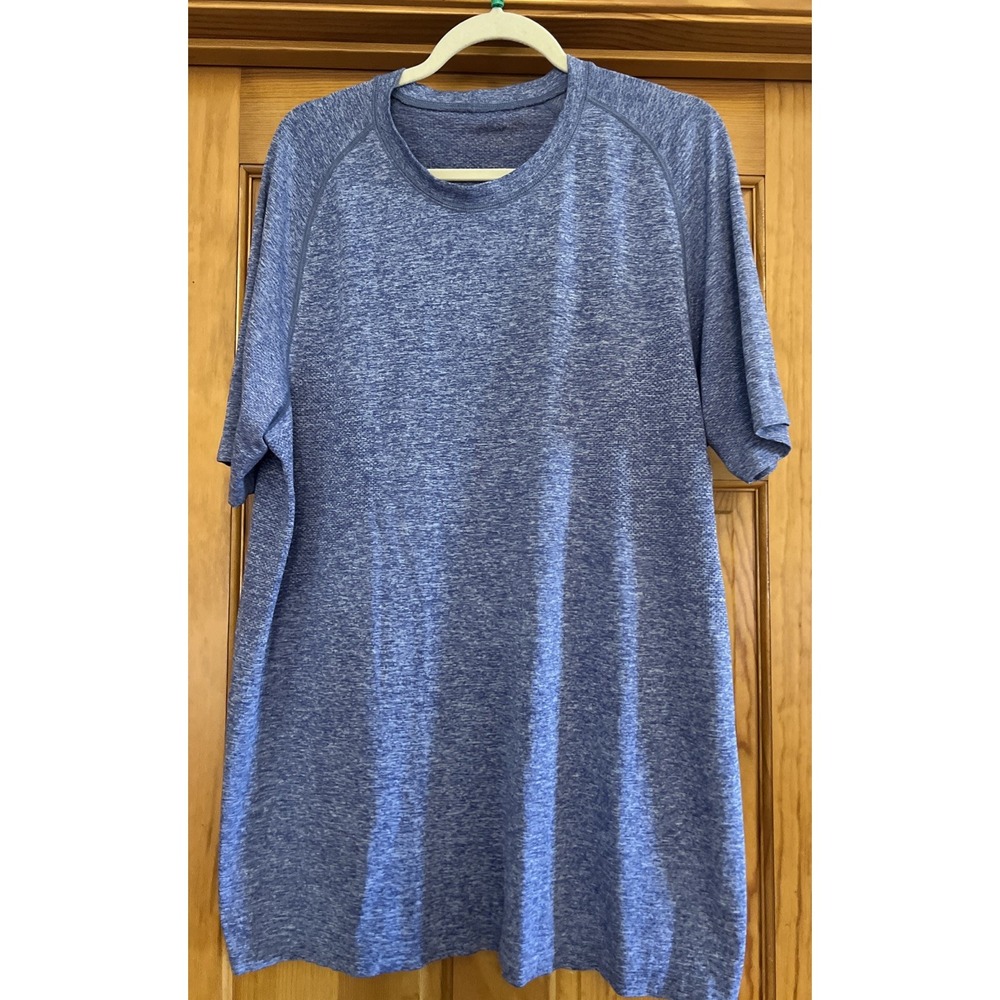 Lululemon Men's Athletic Shirt Short Sleeve Blue Sz XL